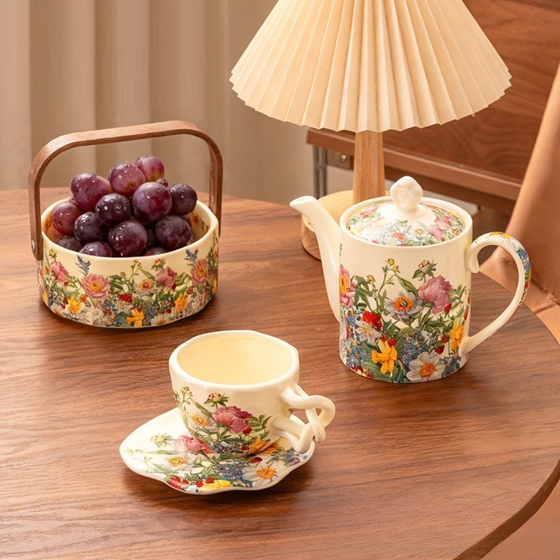 European Vintage Floral Cerami - Coffee Tea Gift Basket recension och pris