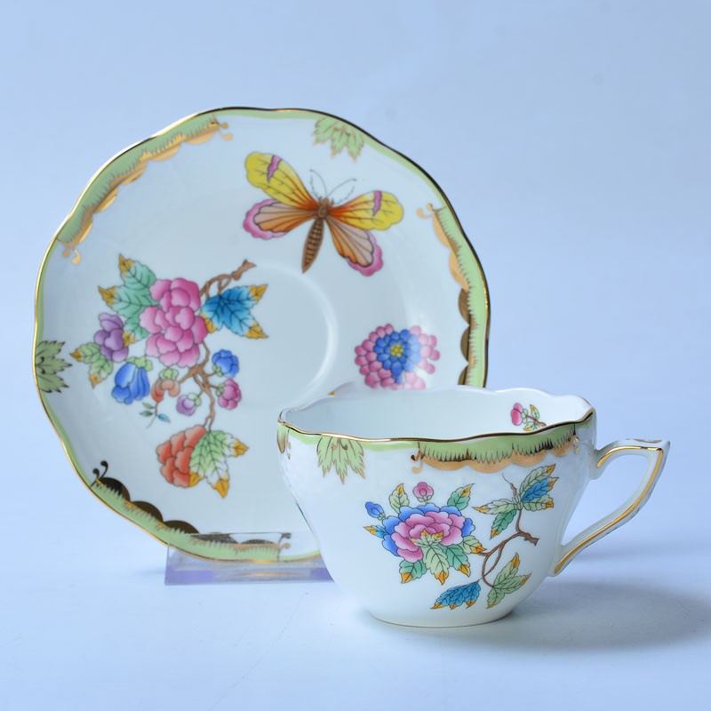 Classical Cup and Saucer Flowe - Coffee Tea Gift Basket recension och pris